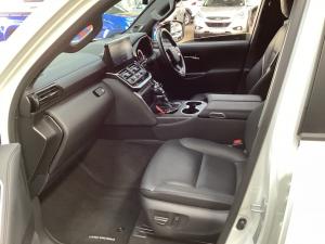 Toyota Land Cruiser 300 3.3D GR-Sport - Image 7