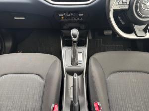 Toyota Starlet 1.5 XR auto - Image 12