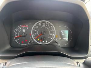 Toyota Quantum 2.8 LWB panel van manual - Image 10