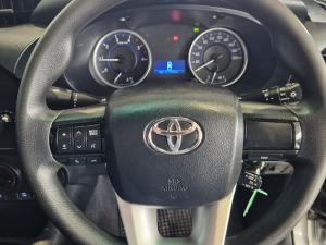 Toyota Hilux 2.4 GD-6 RB SRXE/CAB - Image 10