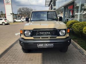 Toyota Land Cruiser 79 2.8 GD-6D/C - Image 4