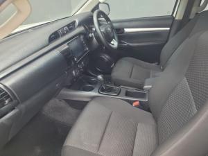 Toyota Hilux 2.4 GD-6 RB SRX automaticD/C - Image 7