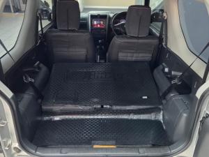 Suzuki Jimny 1.3 - Image 12