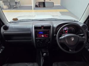 Suzuki Jimny 1.3 - Image 6