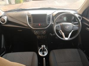 Toyota Vitz 1.0 XR AMT - Image 6