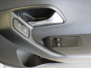 Volkswagen Polo Vivo 1.4 Life - Image 17