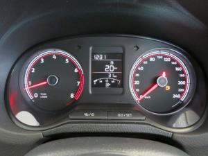 Volkswagen Polo Vivo 1.4 - Image 8