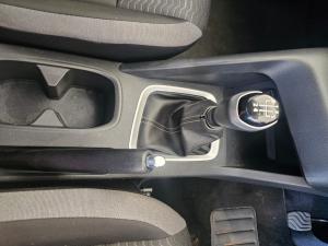 Nissan Magnite 1.0 Visia - Image 12