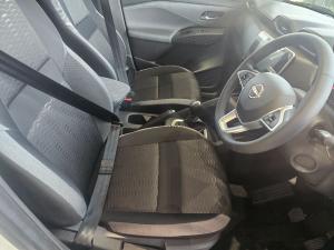 Nissan Magnite 1.0 Visia AMT - Image 6