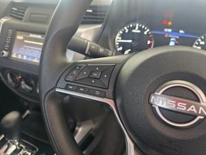 Nissan Navara 2.5DDTI SE Plus automatic D/C - Image 16