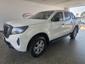 Nissan Navara 2.5DDTI SE Plus automatic D/C - Image 19