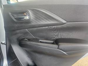 Suzuki Swift 1.2 GL - Image 12