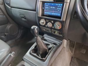 Isuzu KB 300D-Teq Extended cab LX - Image 7