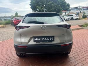 Mazda CX-30 2.0 Carbon Edition - Image 10