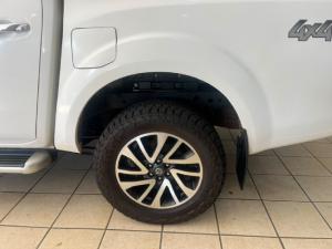 Nissan Navara 2.3D double cab 4x4 LE auto - Image 6
