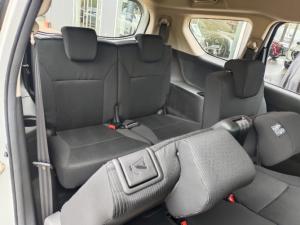 Suzuki Ertiga 1.5 GA - Image 13