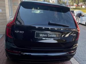 Volvo XC90 T8 Plug-In Hybrid AWD Ultra Dark - Image 8