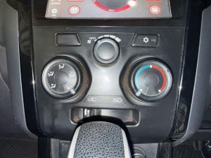 Isuzu D-Max 300 3.0TD double cab X-Rider - Image 19