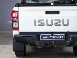 Isuzu D-Max 250 double cab X-Rider X Limited - Image 23