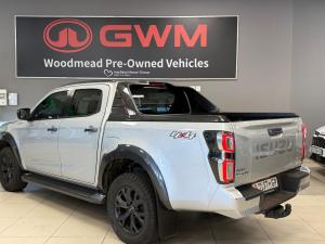 Isuzu D-Max 3.0TD double cab V-Cross 4x4 - Image 2