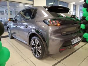 Peugeot 208 1.2T GT - Image 4