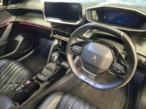 Peugeot 208 1.2T GT - Image 5