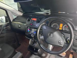 Mercedes-Benz Viano CDI 3.0 BlueEfficiency Avantgarde Edition 125 - Image 7