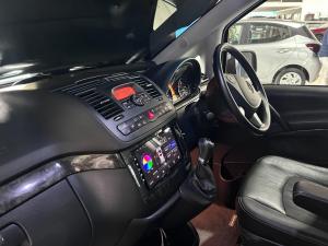 Mercedes-Benz Viano CDI 3.0 BlueEfficiency Avantgarde Edition 125 - Image 9