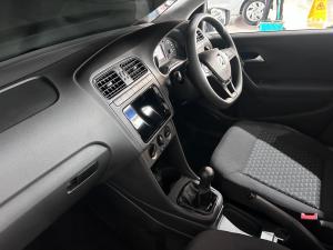 Volkswagen Polo Vivo hatch 1.4 - Image 6