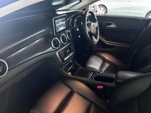 Mercedes-Benz CLA CLA200 auto - Image 9