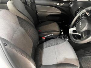 Kia Pegas 1.4 LX manual - Image 6