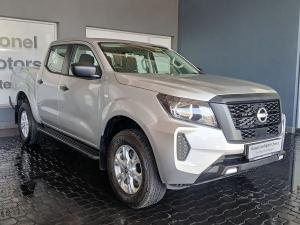 Nissan Navara 2.5DDTi double cab SE Plus auto - Image 1