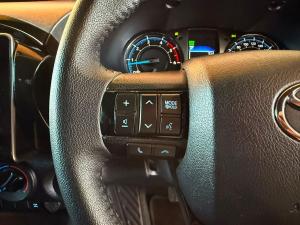 Toyota Hilux 2.8GD-6 Xtra cab Legend auto - Image 21