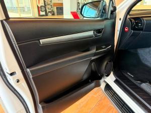 Toyota Hilux 2.8GD-6 Xtra cab Legend auto - Image 27