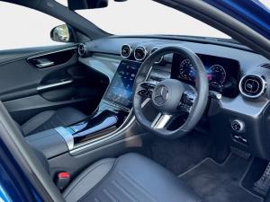 Mercedes-Benz C-Class C200 Avantgarde - Image 11