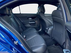 Mercedes-Benz C-Class C200 Avantgarde - Image 15