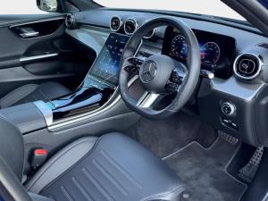 Mercedes-Benz C-Class C200 Avantgarde - Image 9