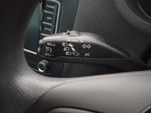 Volkswagen Polo Vivo hatch 1.4 Comfortline - Image 18