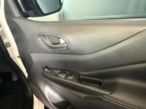 Nissan Navara 2.5DDTi double cab Pro-4X 4x4 - Image 25