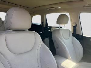 Mahindra XUV700 2.0T AX7L - Image 11