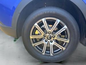 Mahindra XUV700 2.0T AX7L - Image 9