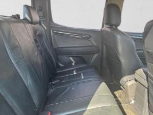 Isuzu D-Max 250 double cab X-Rider auto - Image 18