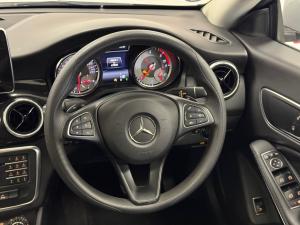 Mercedes-Benz CLA CLA220d - Image 8