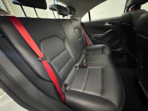 Mercedes-Benz CLA CLA220d - Image 14