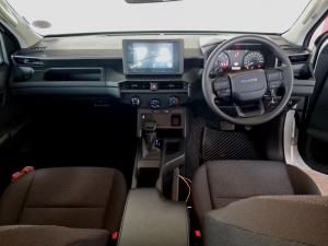 Toyota Hilux 2.8GD-6 double cab SRX - Image 6