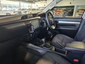 Toyota Hilux 2.4GD-6 double cab 4x4 Raider auto - Image 7