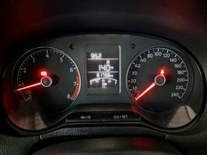 Volkswagen Polo Vivo hatch 1.4 Comfortline - Image 9
