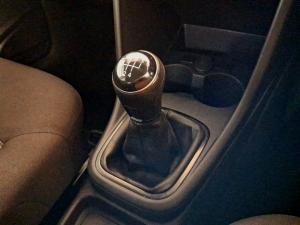 Volkswagen Polo Vivo hatch 1.4 Comfortline - Image 10