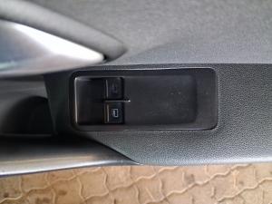Volkswagen Polo Vivo hatch 1.4 Comfortline - Image 16