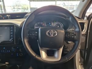 Toyota Hilux 2.8GD-6 48V double cab Raider - Image 8